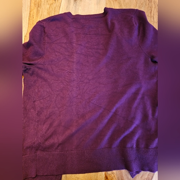 Burgundy vest - Picture 4 of 4